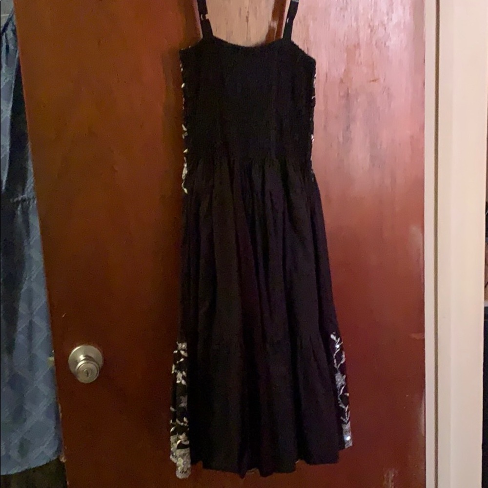 Sundress - Picture 5 of 5